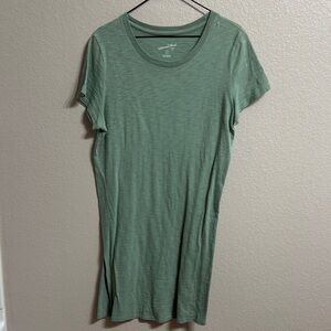 Universal Thread Sage Green Short Sleeve Tee